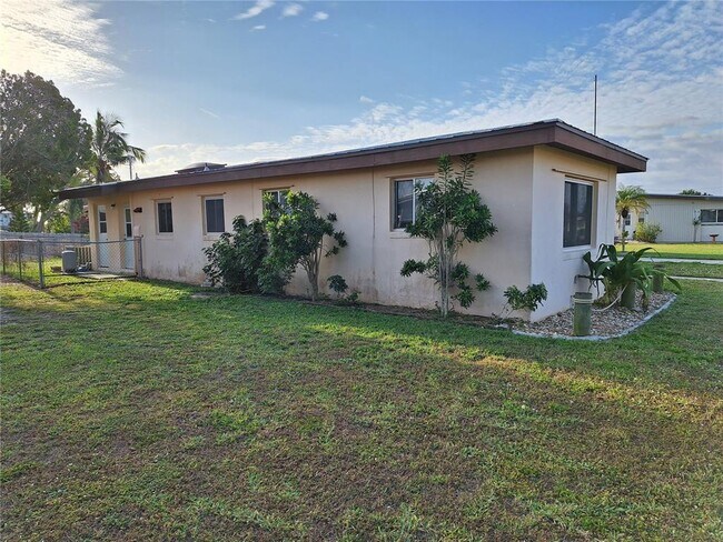 Building Photo - 545 Dalton Blvd