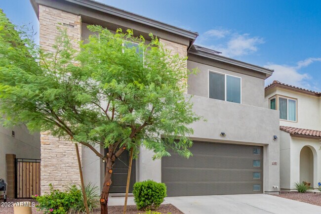 Building Photo - 7322 W Phelps Rd