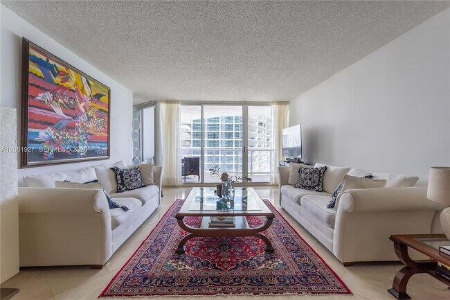 Foto del edificio - 16711 Collins Ave