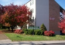 Building Photo - Highland Grand