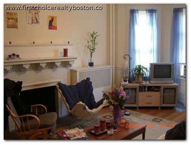 Foto del edificio - 1654 Massachusetts Ave