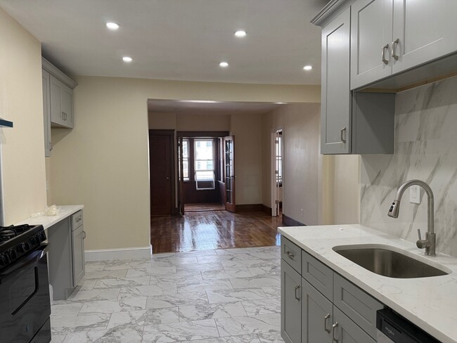 Foto del edificio - 196 W Squantum St