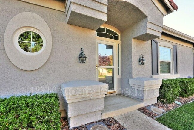 Building Photo - 311 Marsalla Dr