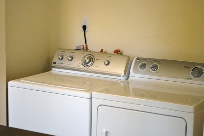 Foto del edificio - 636 SE 47th Ave