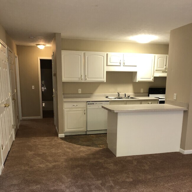 Foto del edificio - 3BD 3BA DUPLEX CLOSE TO TTU FOR RENT