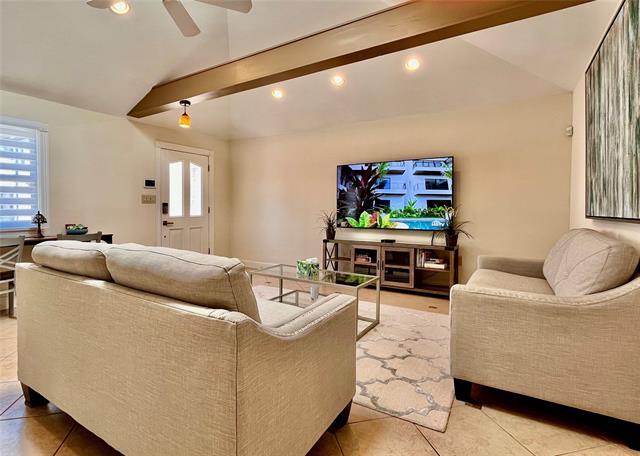 Foto del edificio - 3525 Westminster Ave