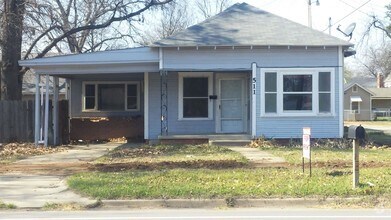Building Photo - 511 E Grant Ave