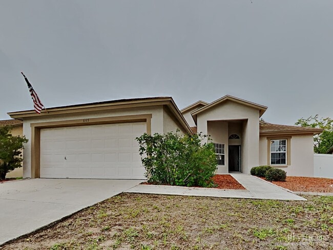 Building Photo - 605 Lakemont Dr