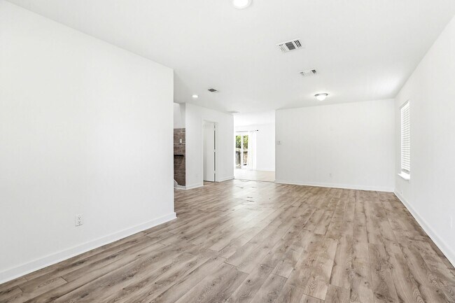 Foto del edificio - 9616 Kennebec Way