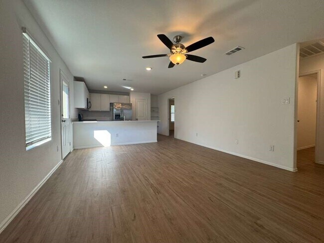 Foto del edificio - 22003 Birchwood River Trl