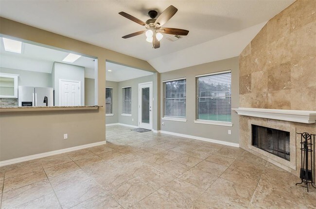 Foto del edificio - 20431 Fairfield Park Way