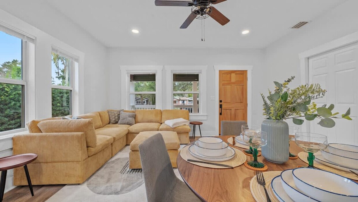 Foto principal - 1007 E Comanche Ave