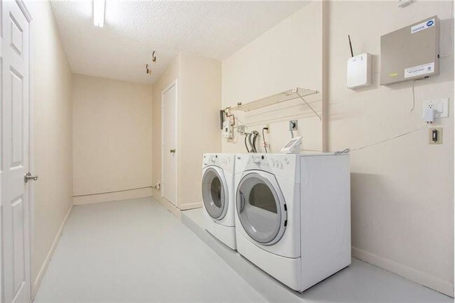 Foto del edificio - 52 Greens Rd