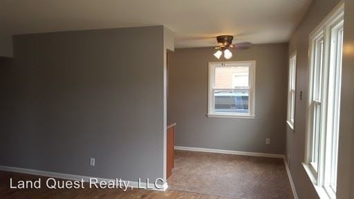 Building Photo - 2 br, 1 bath Apartment - 509 3 Mile Rd.