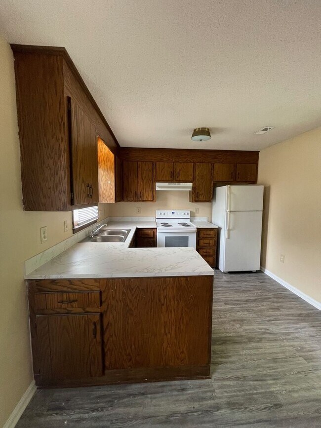 Foto del edificio - Come take a look at this gorgeous 2 Bedroo...