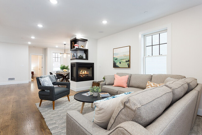 Living Room and Fire Place- Upstairs - 14 Glen St