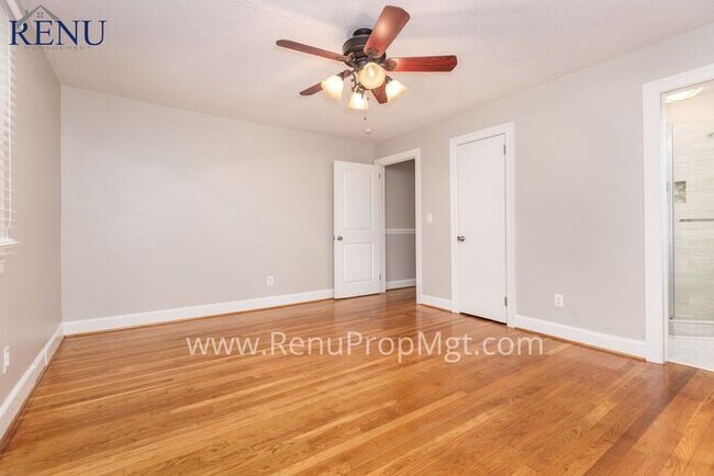 Building Photo - RENU MGT