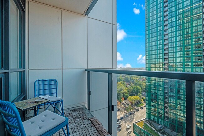 Building Photo - 2 Anndale Dr