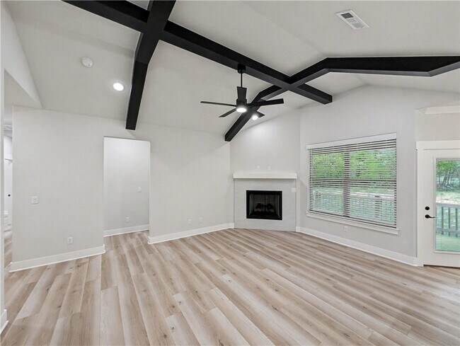 Foto del edificio - 18 Hillswick Dr