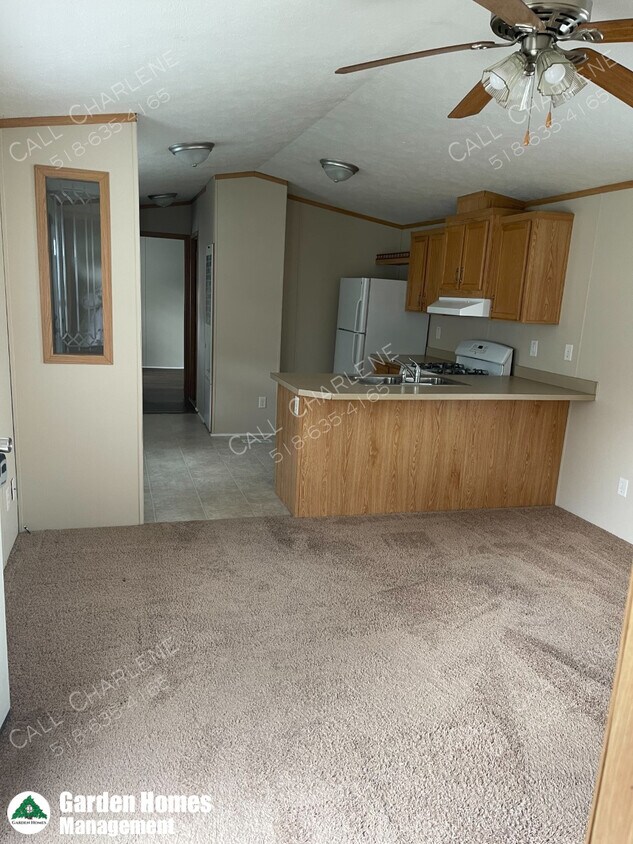 15 Skyridge Ln, Selkirk, NY 12158 House Rental in Selkirk, NY