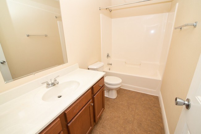 Building Photo - 205 Rylee Cir