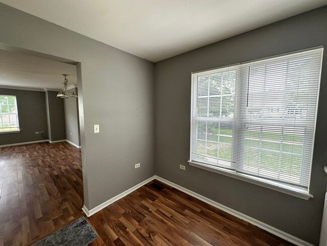 Building Photo - 2212 Waterleaf Ct