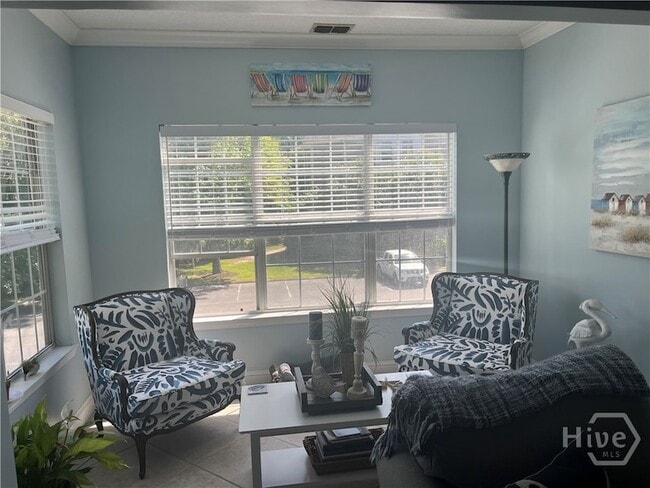 Building Photo - 2208 Walden Park Dr