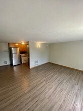 Building Photo - 311 E Fairview Ave