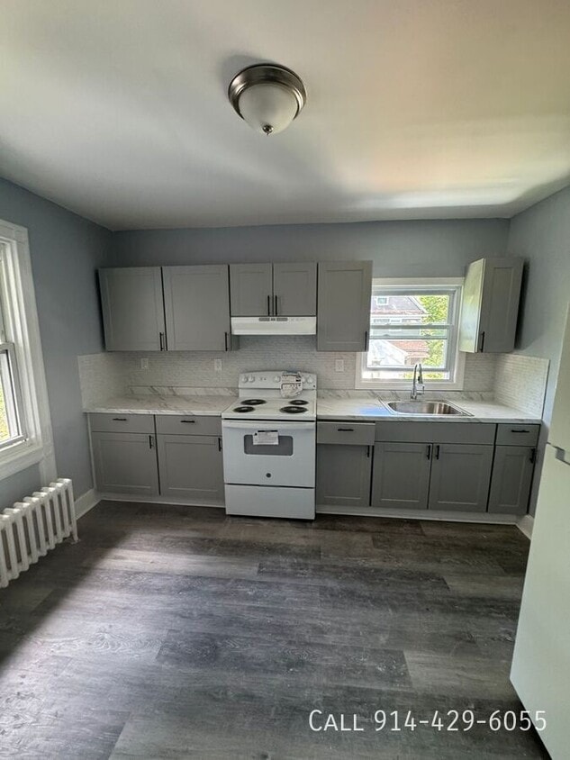 Photo - 330 Tecumseh Ave-