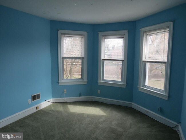 Building Photo - 112 W Atlantic Ave