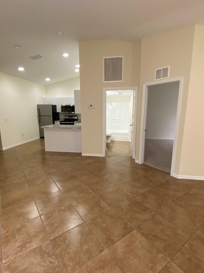 Building Photo - 17469 Ellie Dr