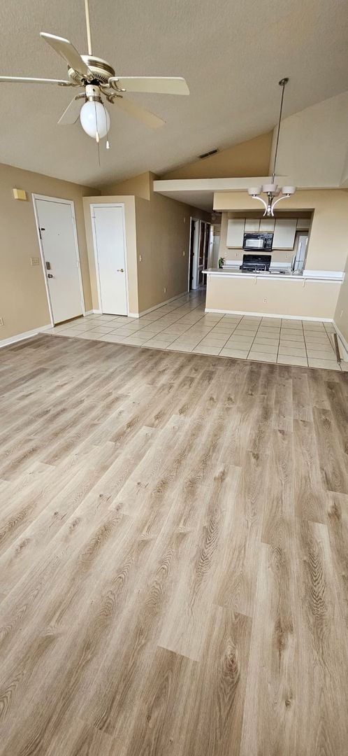 Building Photo - Beautiful 3 Bed 2 Bath Condo in Sweetwater Club