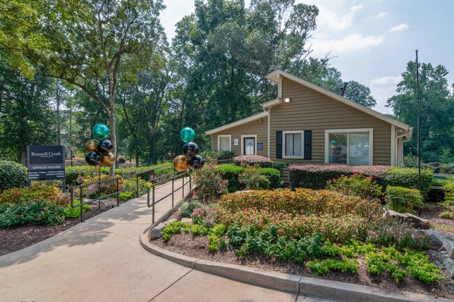 Building Photo - Roswell Creek