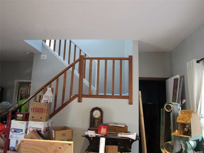 Building Photo - 147 Waterside Ave