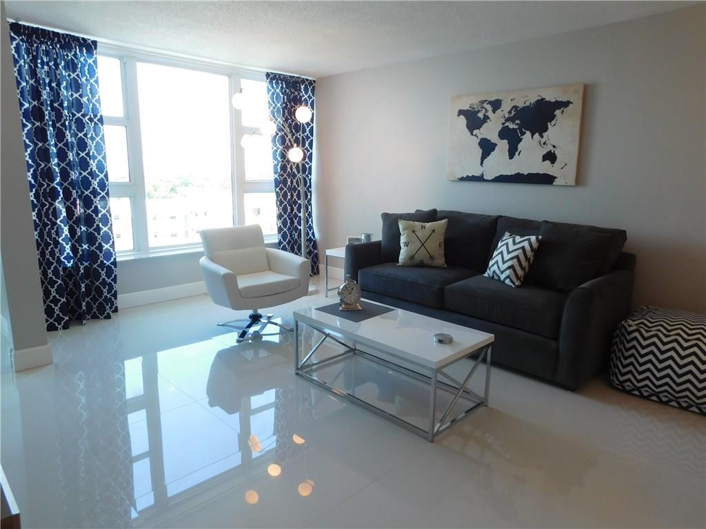 Primary Photo - 1620 S Ocean Blvd