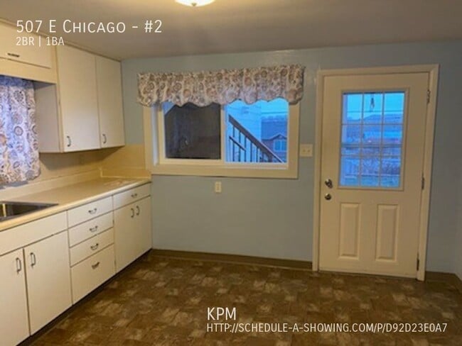 Foto del edificio - 507 E Chicago-#2