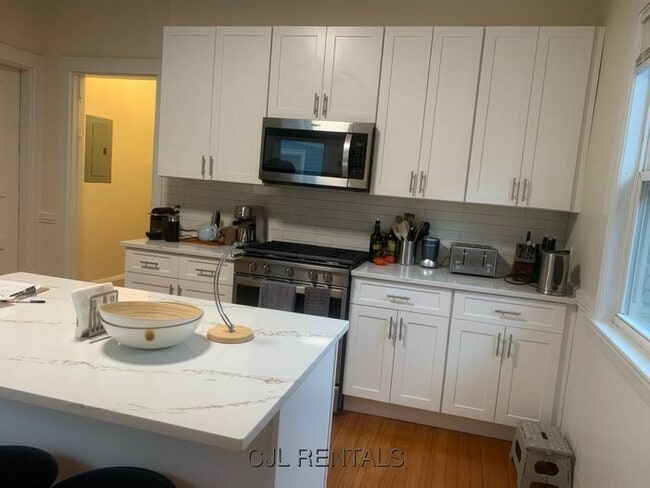 Foto del edificio - 356a Harvard St