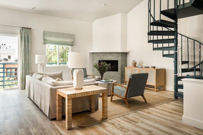 Foto del edificio - 131 Galleon St Marina Del Rey, CA 90292