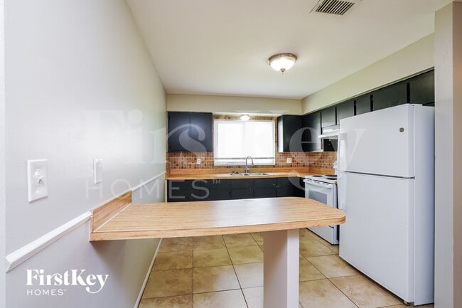 Foto del edificio - 2721 NW 7th Terrace