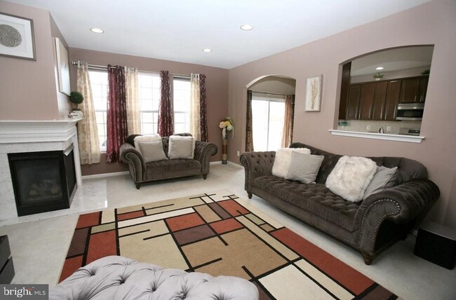 Foto del edificio - 60 Cypress Point Road