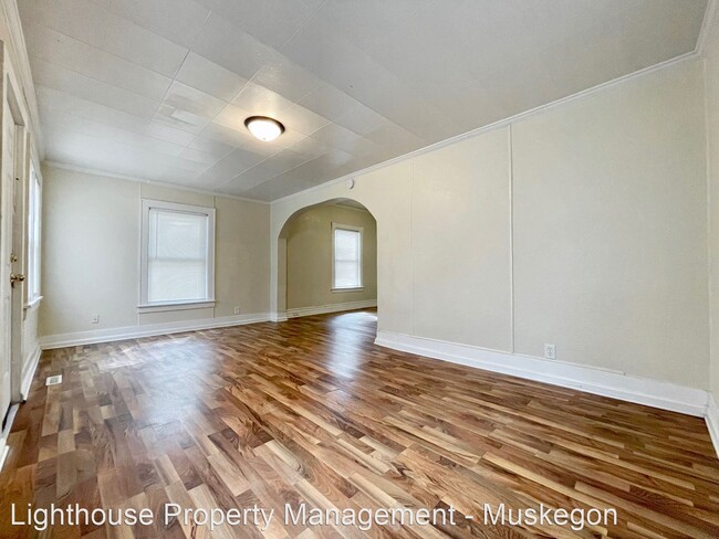 Foto del edificio - 3 br, 1 bath House - 2437 Maffett Street