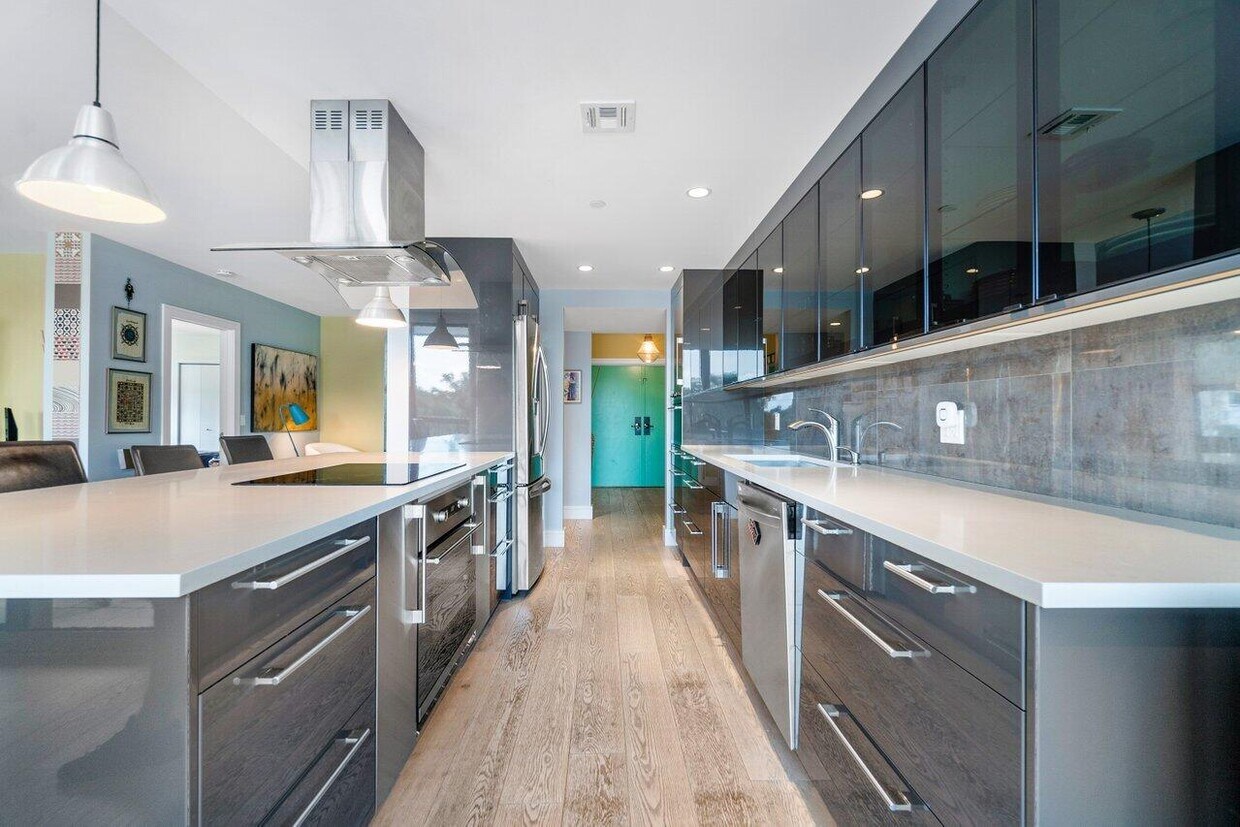 Foto principal - 4748 S Ocean Blvd