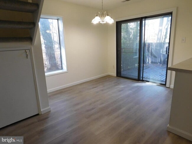 Building Photo - 2130 Cartwright Pl