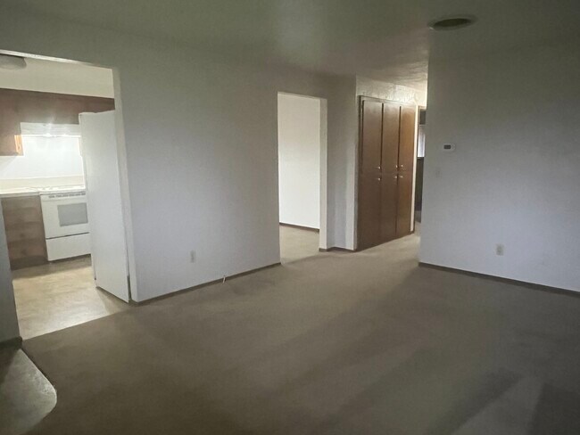 Foto del edificio - 2130 Thurston St SE