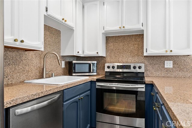 Foto del edificio - 1845 Anaheim Ave