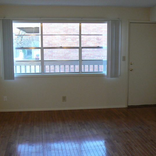 Foto del edificio - 1722 E Cherry St
