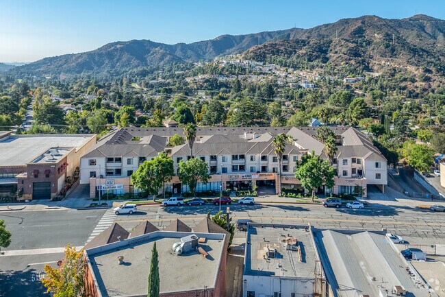 Aéreo - 62+ at Honolulu Senior Apartments