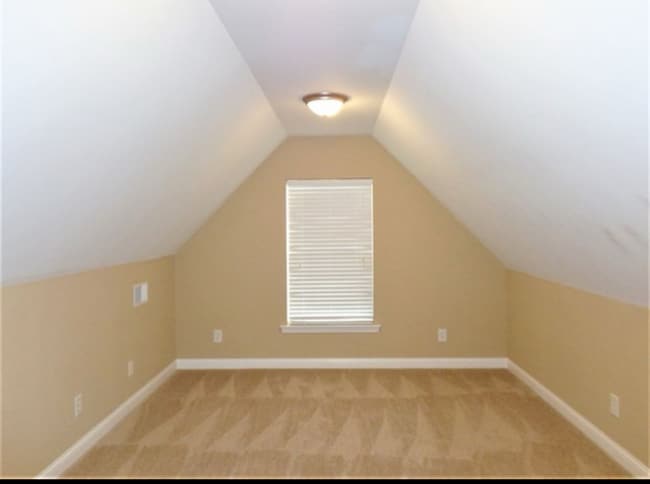 Building Photo - 1017 Stonehollow Way