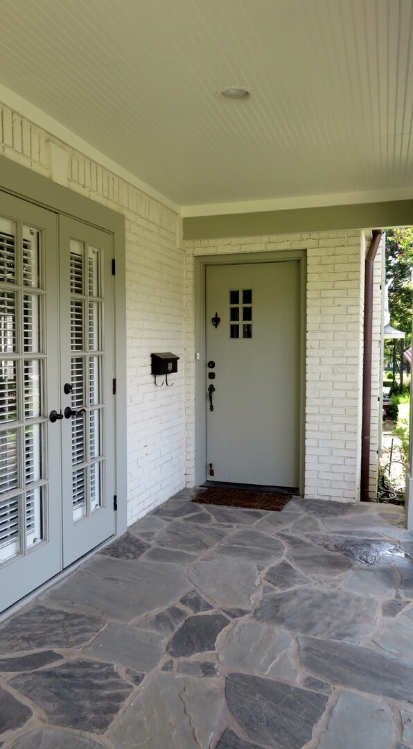 Foto del edificio - Adorable home just blocks from Colonial Co...