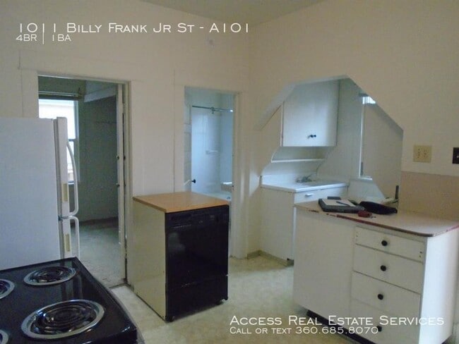 Building Photo - 1011 Billy Frank Jr. St